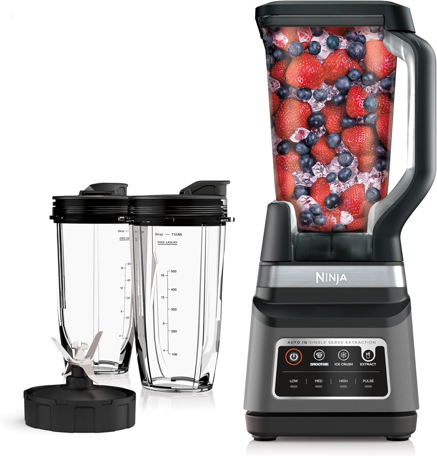 Ninja Professional Plus DUO blender crushing ice for smoothies and frozen drinks